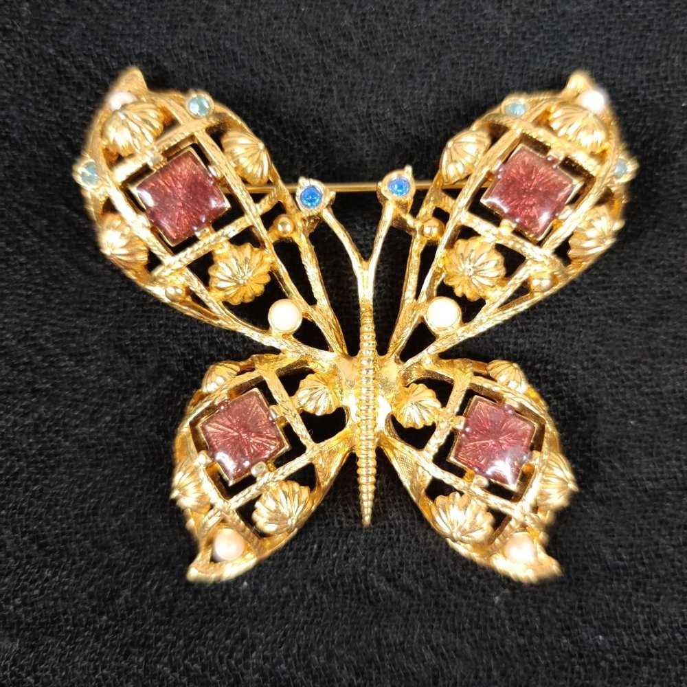 Vintage Avon Rhinestone Enamel Faux Pearl Dome Butterfly Pin Brooch Gold Tone
